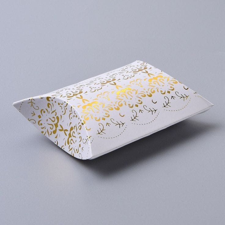 custom-pillow-boxes-1