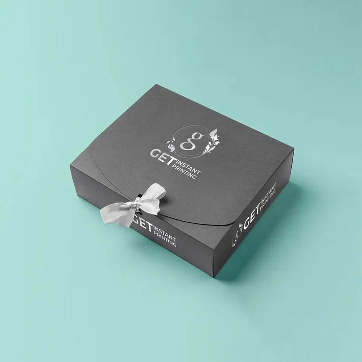 custom-gift-boxes-with-logo